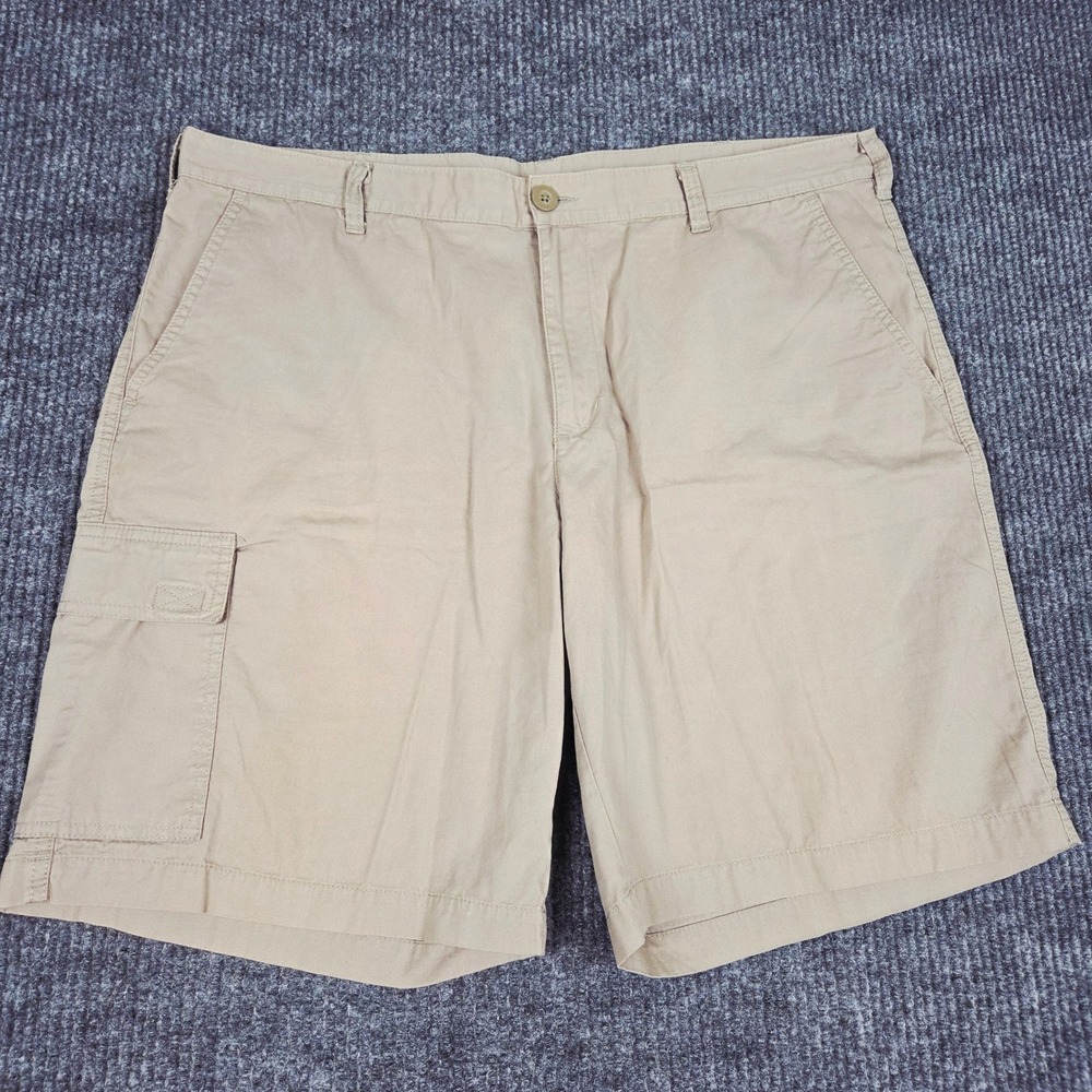 Columbia Mens Tan Khaki Cotton Cargo Shorts 38w 10L 1551901-221-38